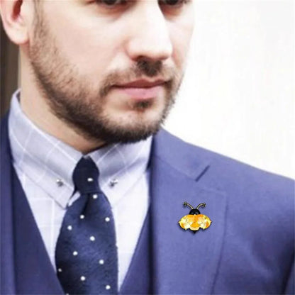 Bee Brooch Women's Fashionable And Exquisite Small Pin Suit Shirt Backpack Decoration Jewelry Party Birthday Gift 2024