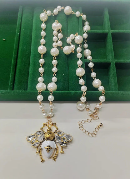 Luxury Handmade Elastic Pearl Bee  Bracelet Bangle Jewelry For Women Party Gift