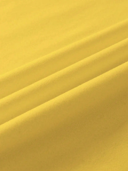 Women's Honeybee Heart-Shaped T-Shirt Cute Printed Round Neck Short Sleeve Animal Lover Top Graphic Tees Women Tops